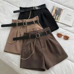 شورتک کرپ زنانه